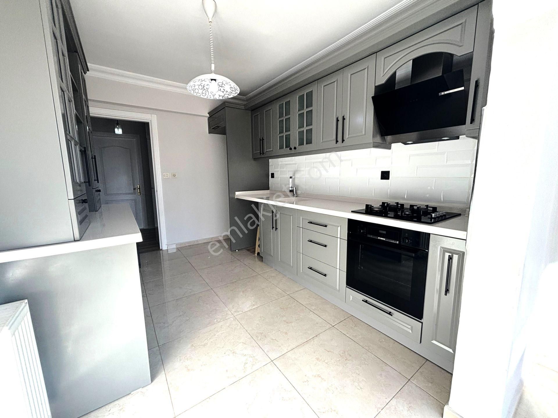 𝄞melodi'den Pazar Pazarı Civarında 3+1 Arakat Ebeveyn Banyolu Ön Cephe Ayrı Mutfaklı Daire - Görsel 7