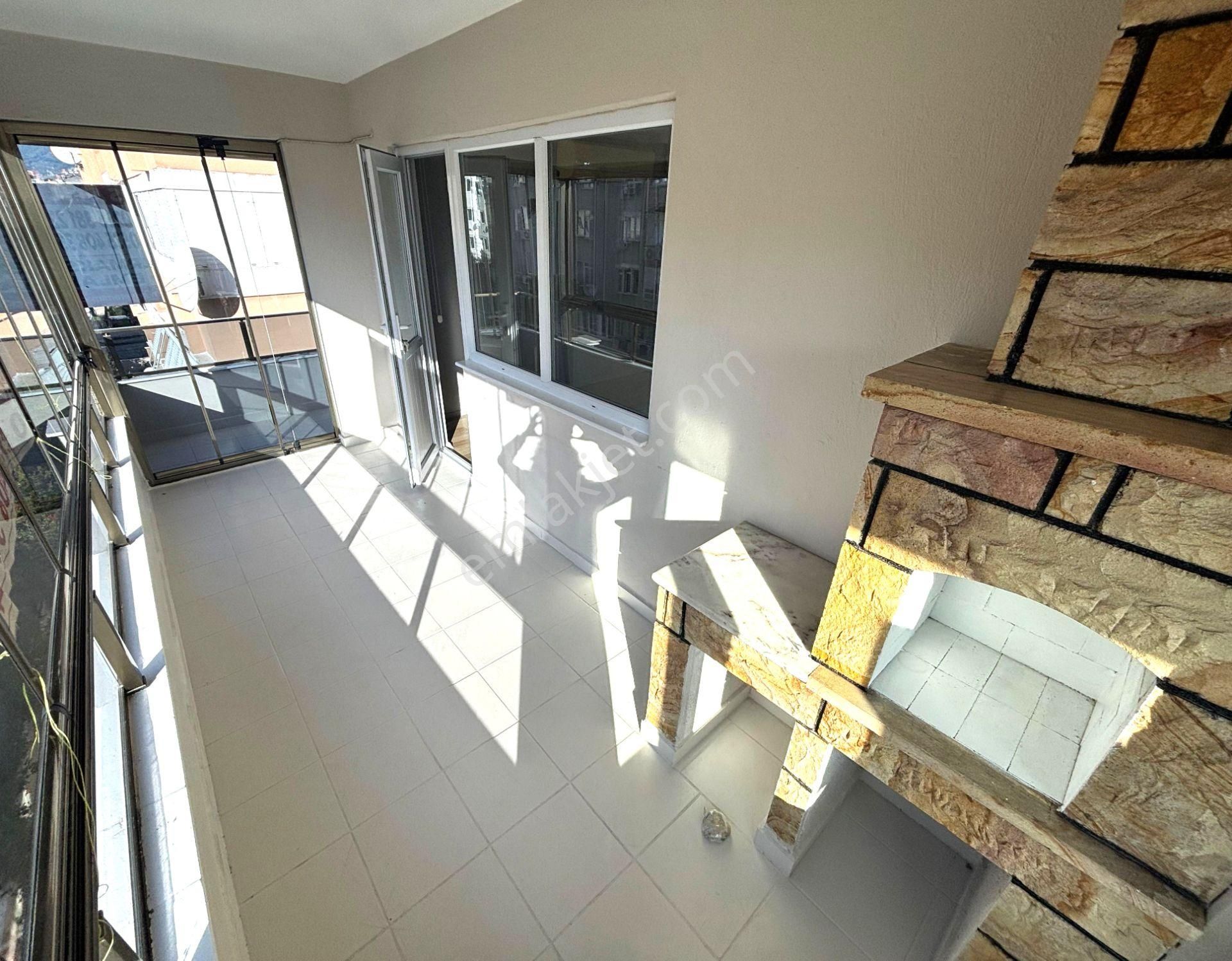 𝄞melodi'den Pazar Pazarı Civarında 3+1 Arakat Ebeveyn Banyolu Ön Cephe Ayrı Mutfaklı Daire - Görsel 6