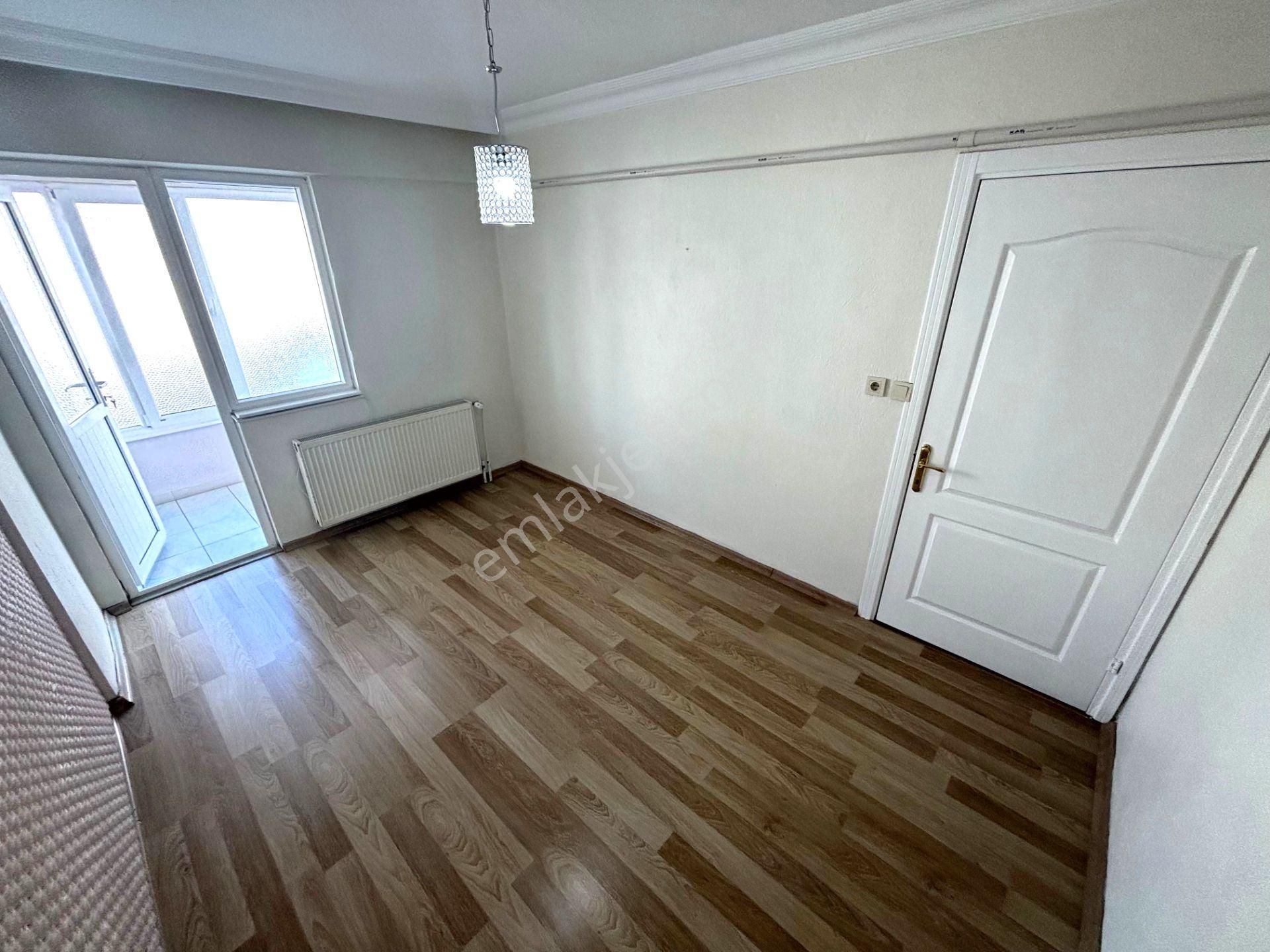 𝄞melodi'den Pazar Pazarı Civarında 3+1 Arakat Ebeveyn Banyolu Ön Cephe Ayrı Mutfaklı Daire - Görsel 12