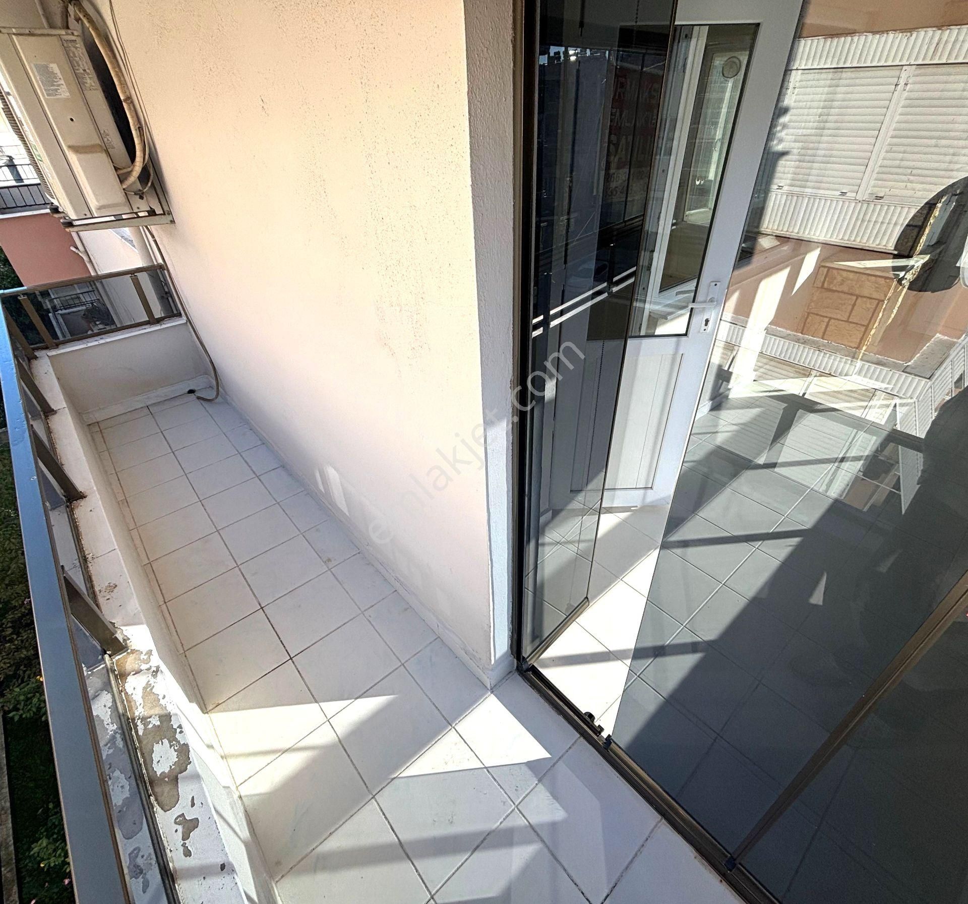 𝄞melodi'den Pazar Pazarı Civarında 3+1 Arakat Ebeveyn Banyolu Ön Cephe Ayrı Mutfaklı Daire - Görsel 21