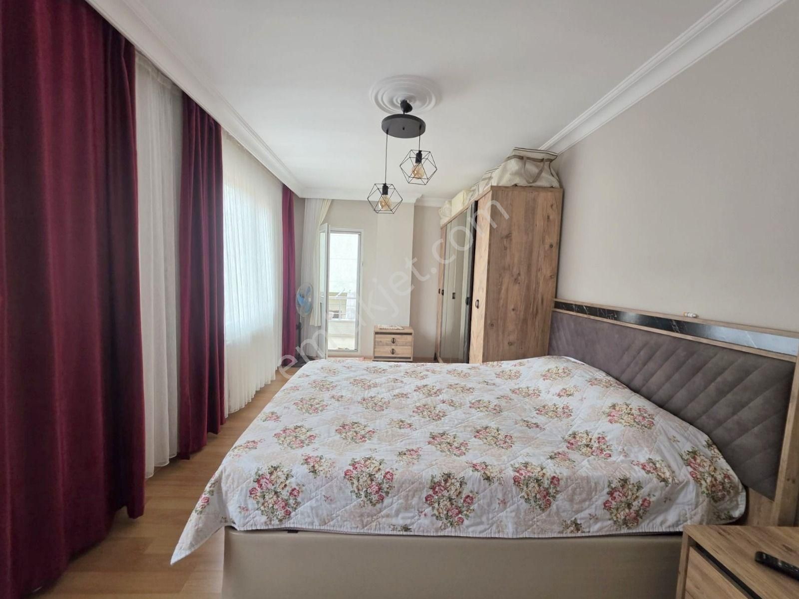 Mertcan'dan Erenler Cad.üzerinde Metroya 8dk İskanlı Dubleks 3+2 - Görsel 16