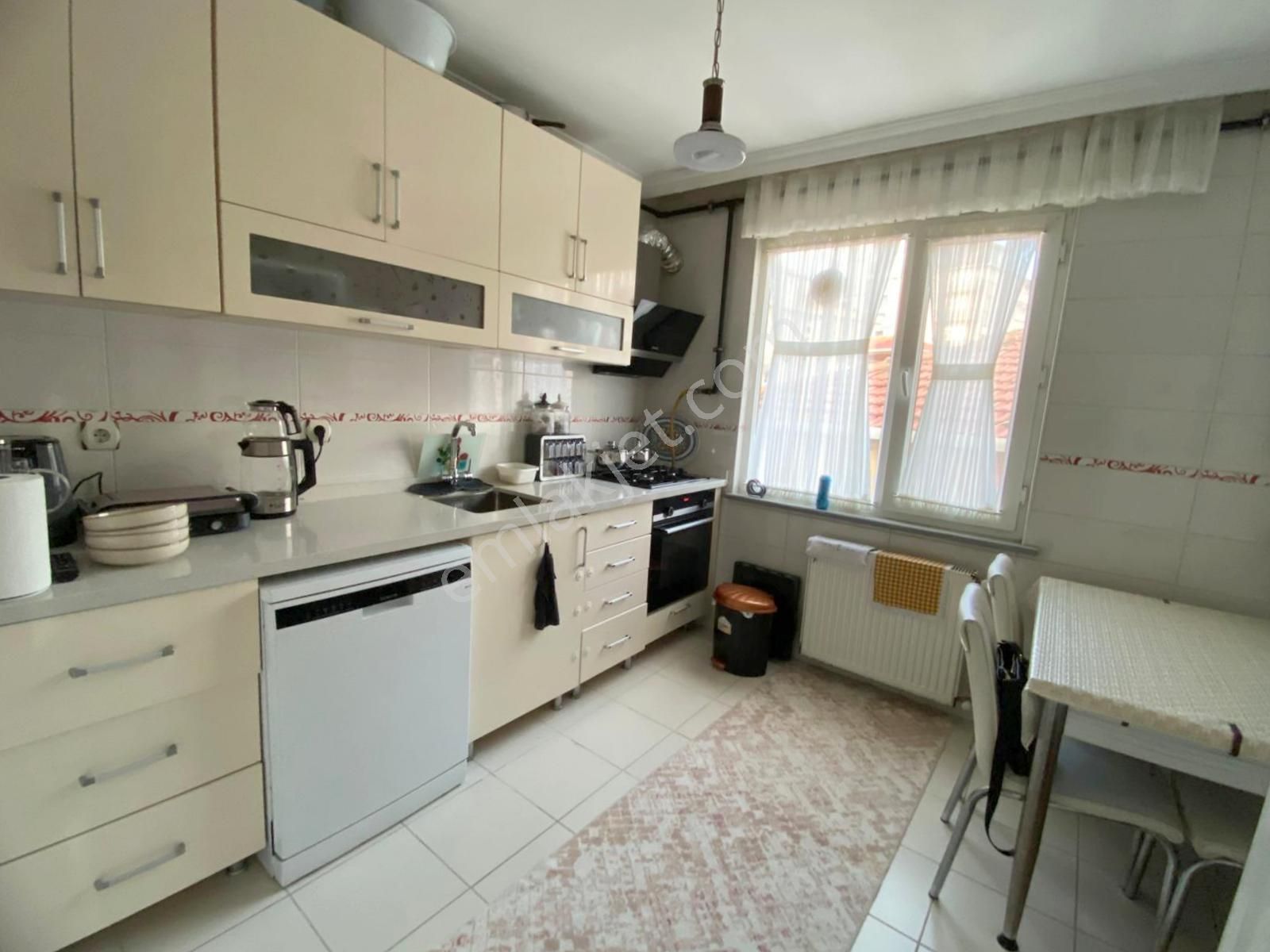 Mertcan'dan Erenler Cad.üzerinde Metroya 8dk İskanlı Dubleks 3+2 - Görsel 11