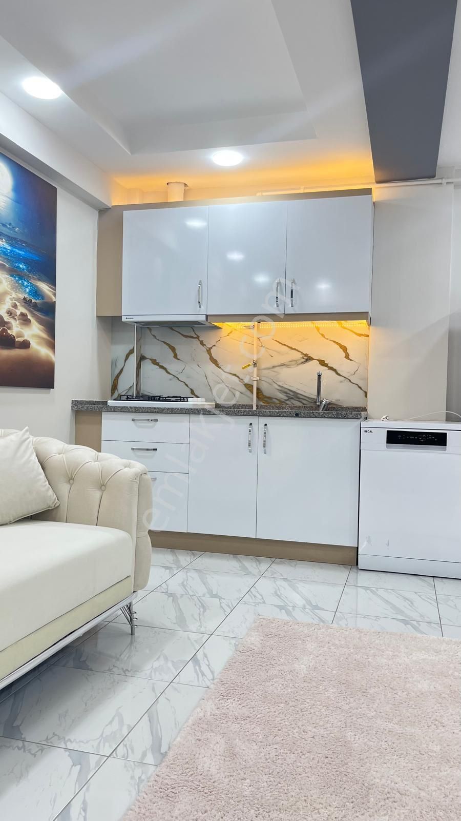 Zeytinköyde Satılık 1+1 Apart - Görsel 3