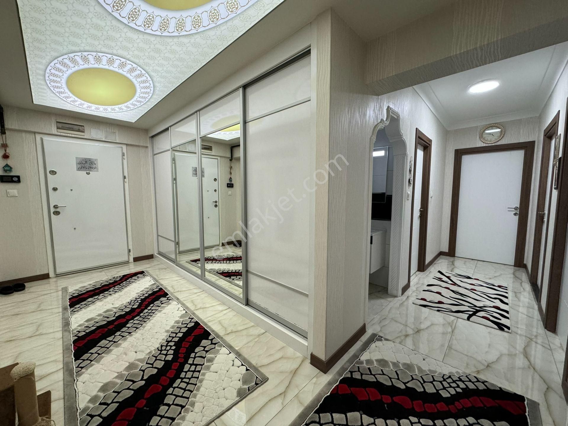 Pursaklar Ufuk Kılıç Emlak'tan Site İçerisinde Ful Yapılı 7. Kat Daire - Görsel 29