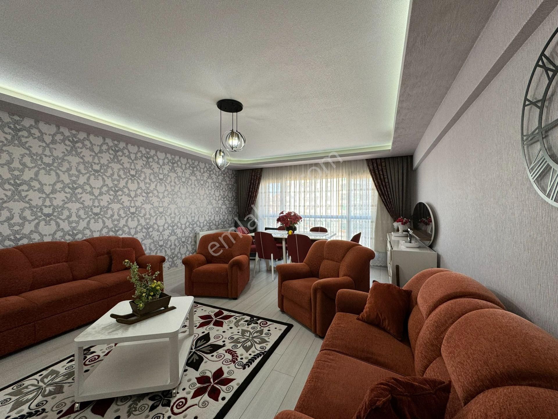 Pursaklar Ufuk Kılıç Emlak'tan Site İçerisinde Ful Yapılı 7. Kat Daire - Görsel 11