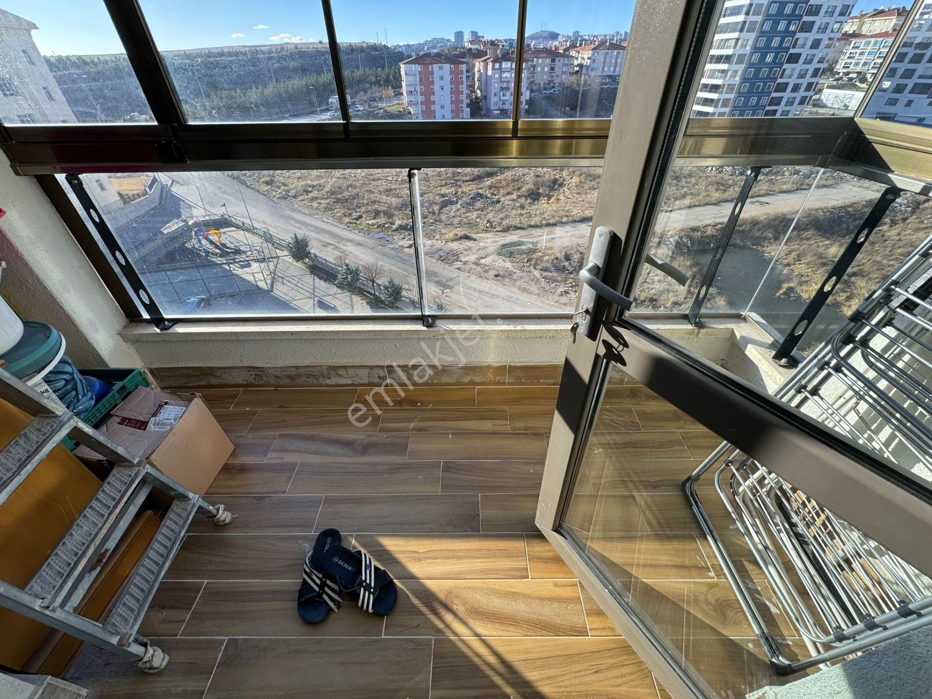 Pursaklar Ufuk Kılıç Emlak'tan Site İçerisinde Ful Yapılı 7. Kat Daire - Görsel 24