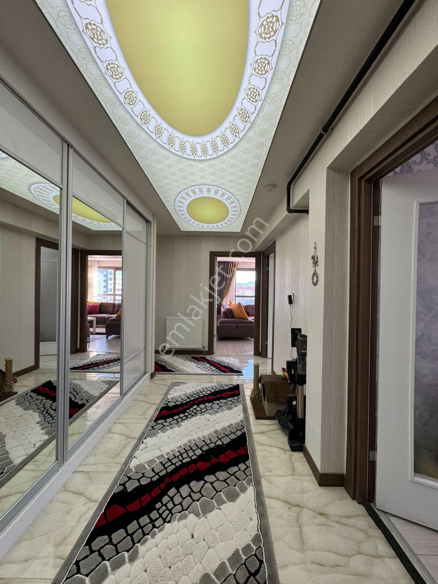 Pursaklar Ufuk Kılıç Emlak'tan Site İçerisinde Ful Yapılı 7. Kat Daire - Görsel 30