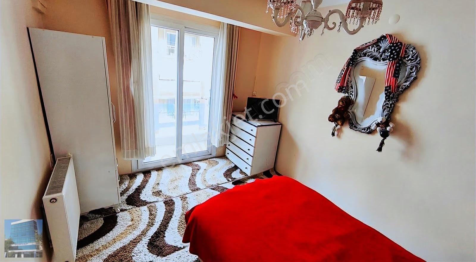 Karşıyaka Nergiz Goncalarda Satılık Kapalı Mutfak 2+1 - Görsel 4