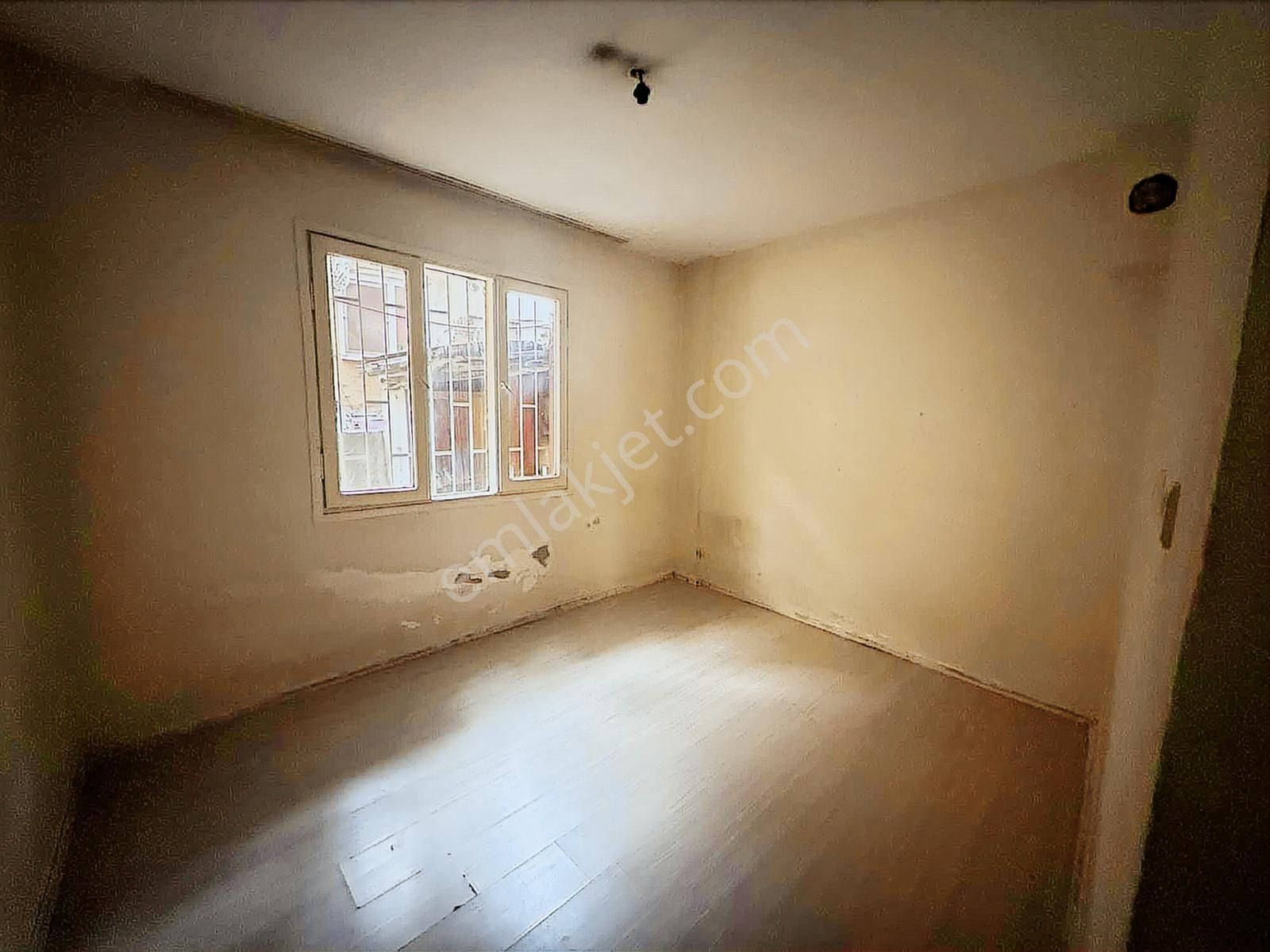 Özmert Ten 3+1 Giriş Kat Çift Wc Kapalı Mutfak Kiralık Daire - Görsel 9