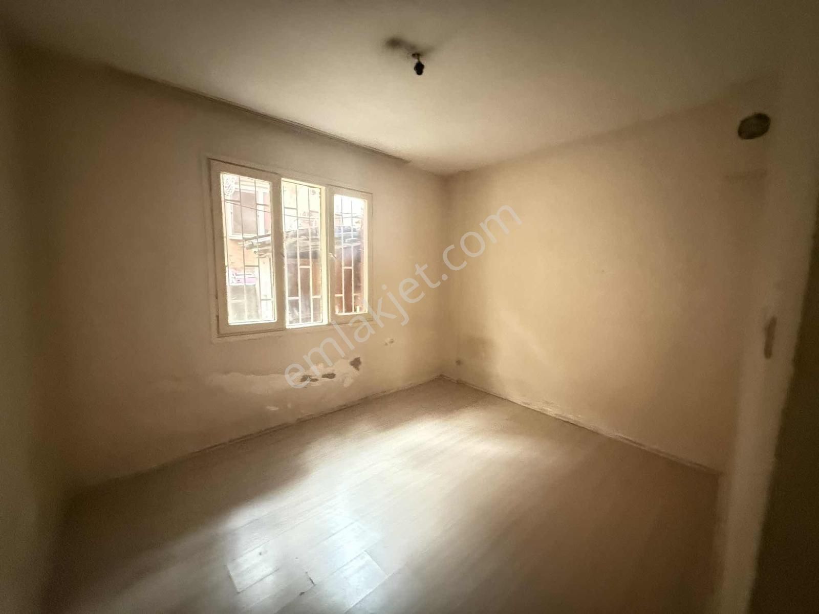 Özmert Ten 3+1 Giriş Kat Çift Wc Kapalı Mutfak Kiralık Daire - Görsel 14