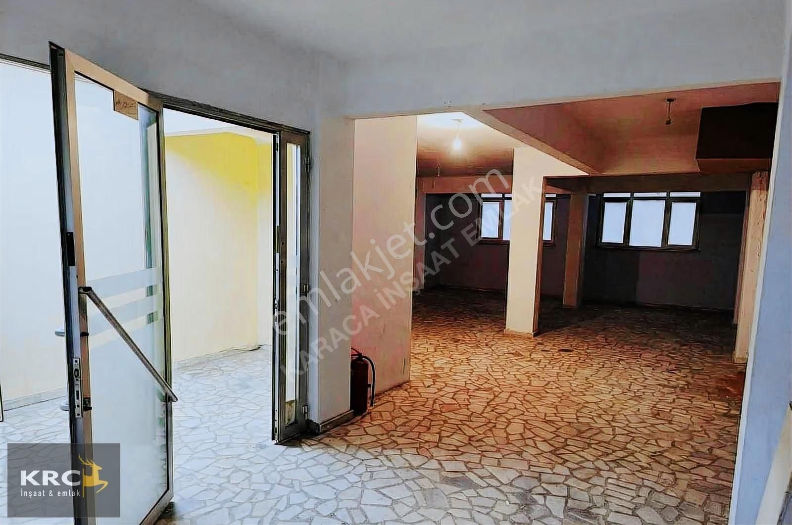 Kağıthane T Paşa Mah Kıralık Dükkan Mağaza 95 M2 Yurtbey Sokak - Görsel 3