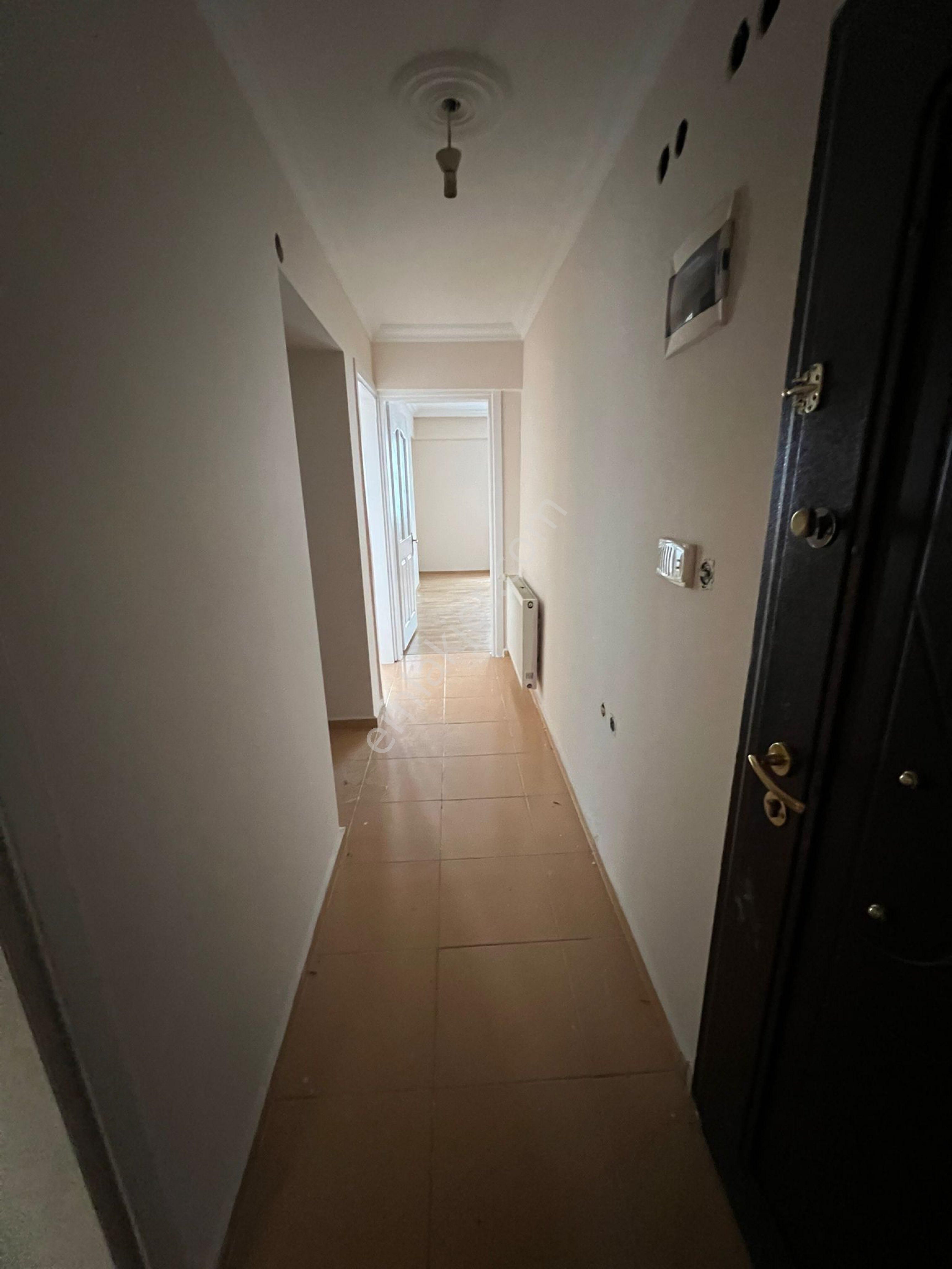 Tevfikiye Mah 15 Yıllık 2+1 100m² Asansörlü Satılık Arakat Daire - Görsel 17