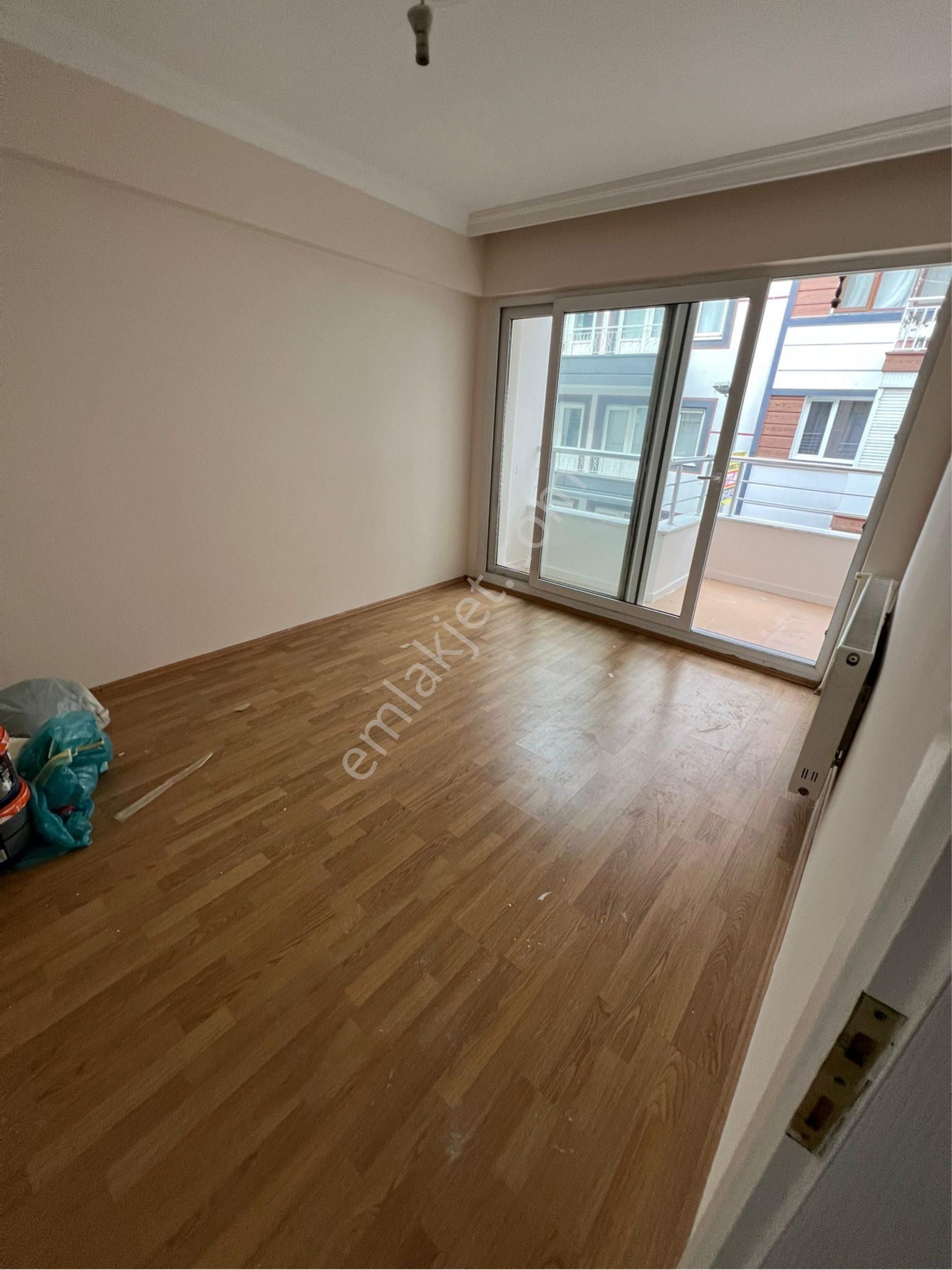 Tevfikiye Mah 15 Yıllık 2+1 100m² Asansörlü Satılık Arakat Daire - Görsel 4