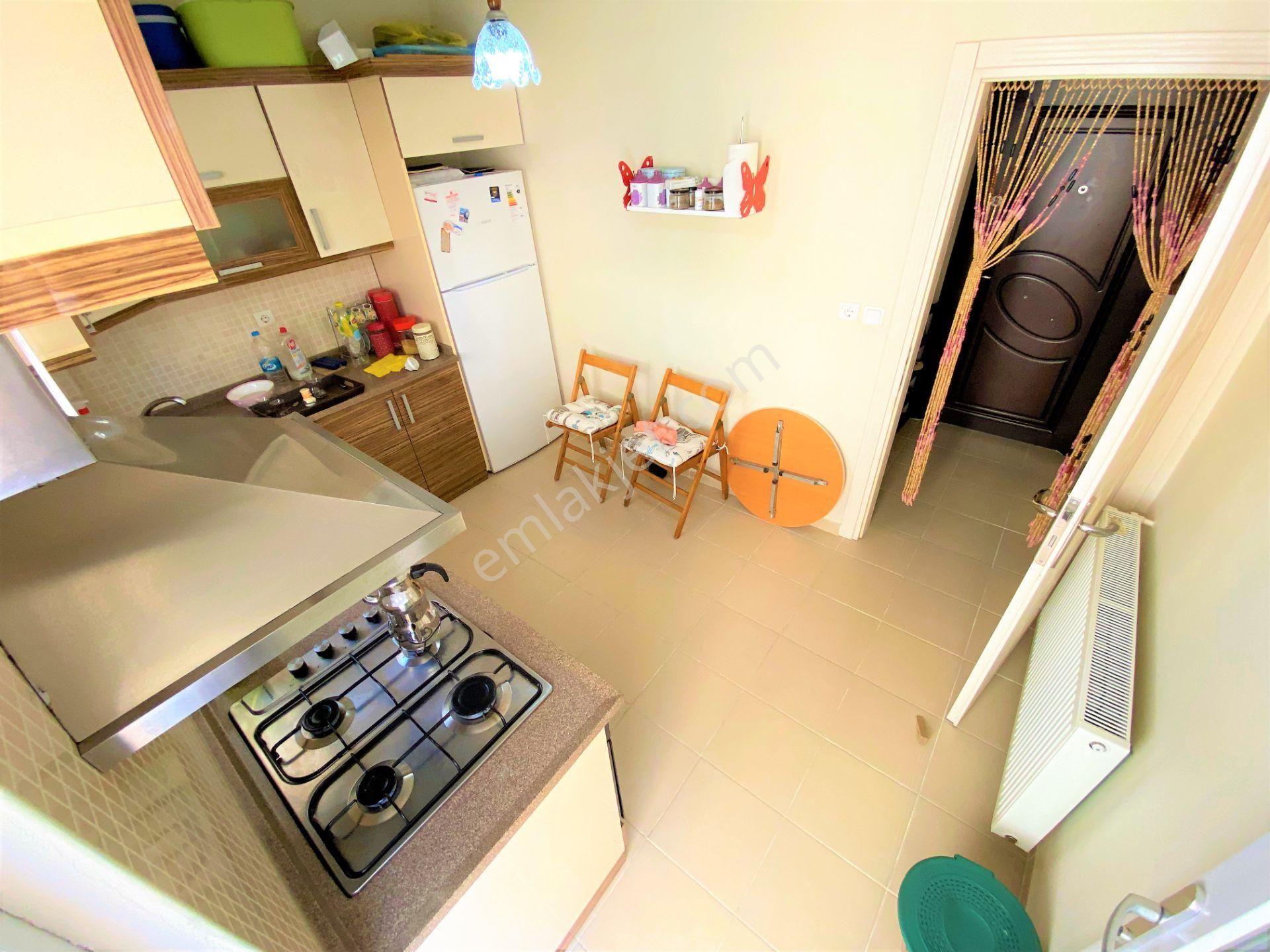 🔷🔷aktif'ten Akçay'da Satılık Denize Yakın Ayrı Mutfaklı Full Eşyalı Arakat İskanlı 2+1 - Görsel 3