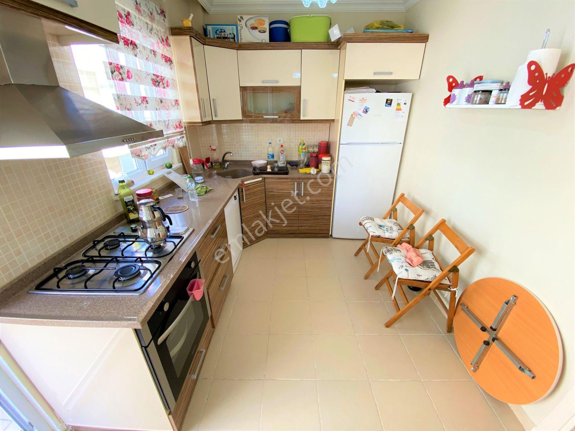 🔷🔷aktif'ten Akçay'da Satılık Denize Yakın Ayrı Mutfaklı Full Eşyalı Arakat İskanlı 2+1 - Görsel 13