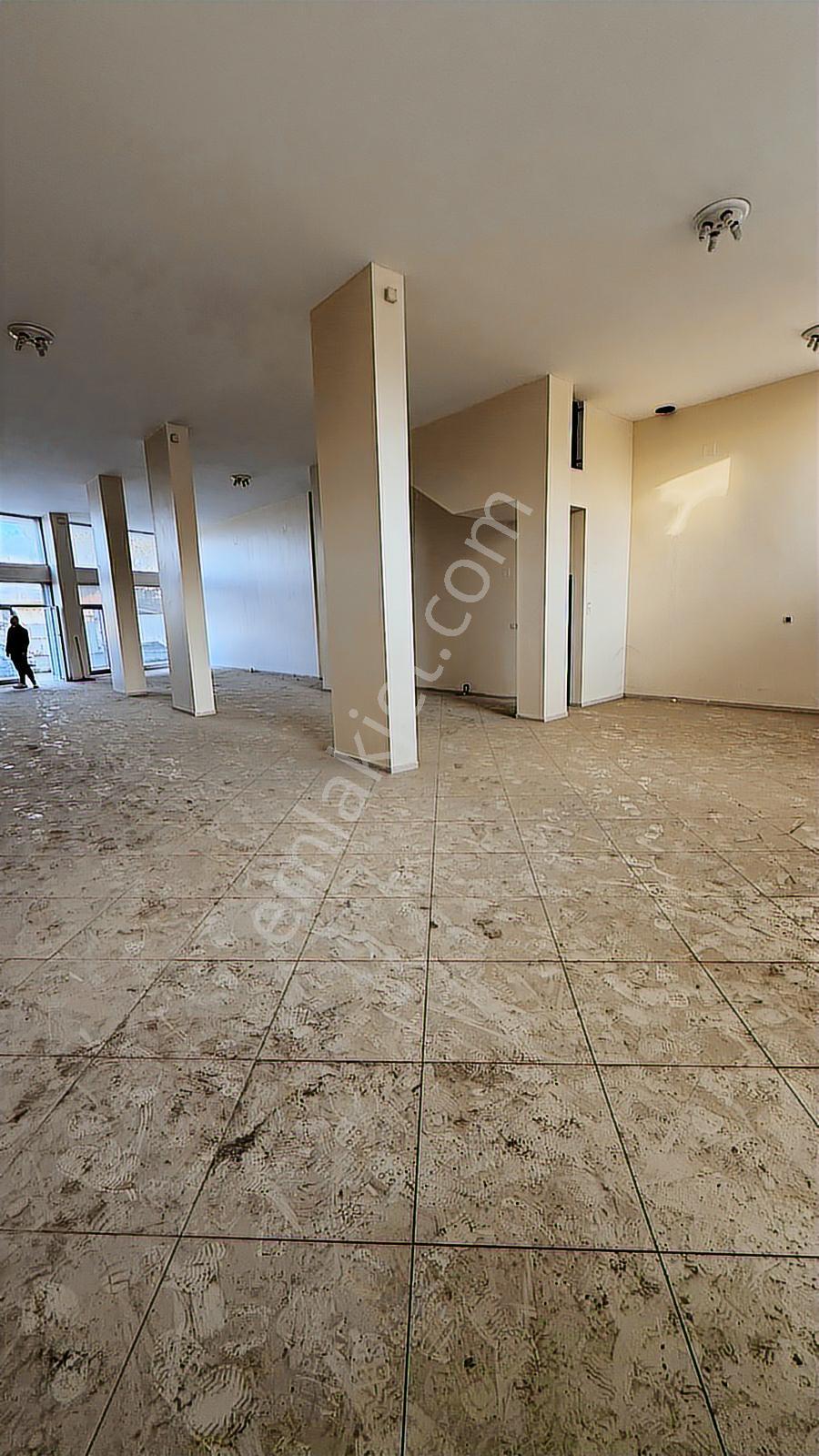 Ankara Caddesine Yakın 426 M² Kiralık Ticari İş Yeri - Görsel 4
