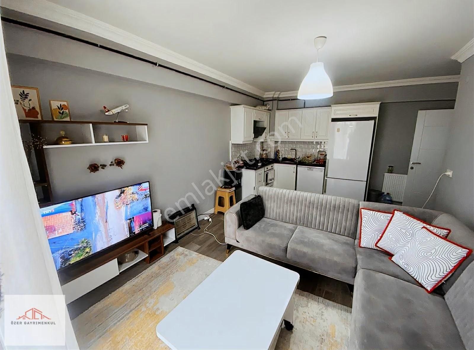 Ayrıcalıklı Sitede | Havuzlu, Güvenlikli, Çocuk Parklı 2+1 Daire - Görsel 21