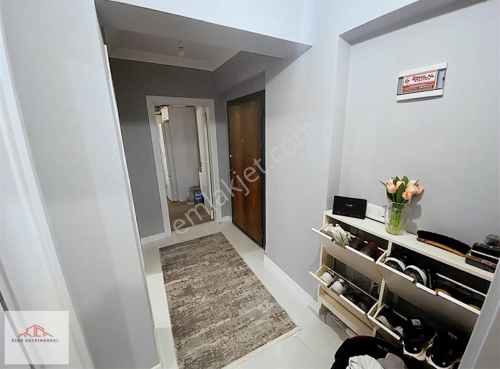 Ayrıcalıklı Sitede | Havuzlu, Güvenlikli, Çocuk Parklı 2+1 Daire - Görsel 2