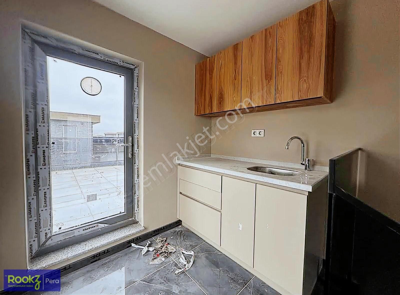 Serdivan Aralık Satılık Havuzlu Lüks Site İçi 4+1 Villa - Görsel 12