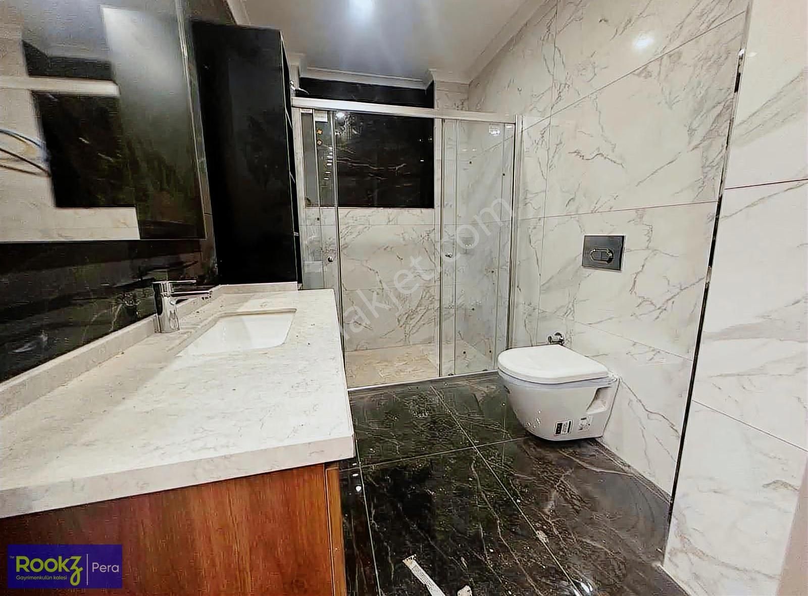 Serdivan Aralık Satılık Havuzlu Lüks Site İçi 4+1 Villa - Görsel 10