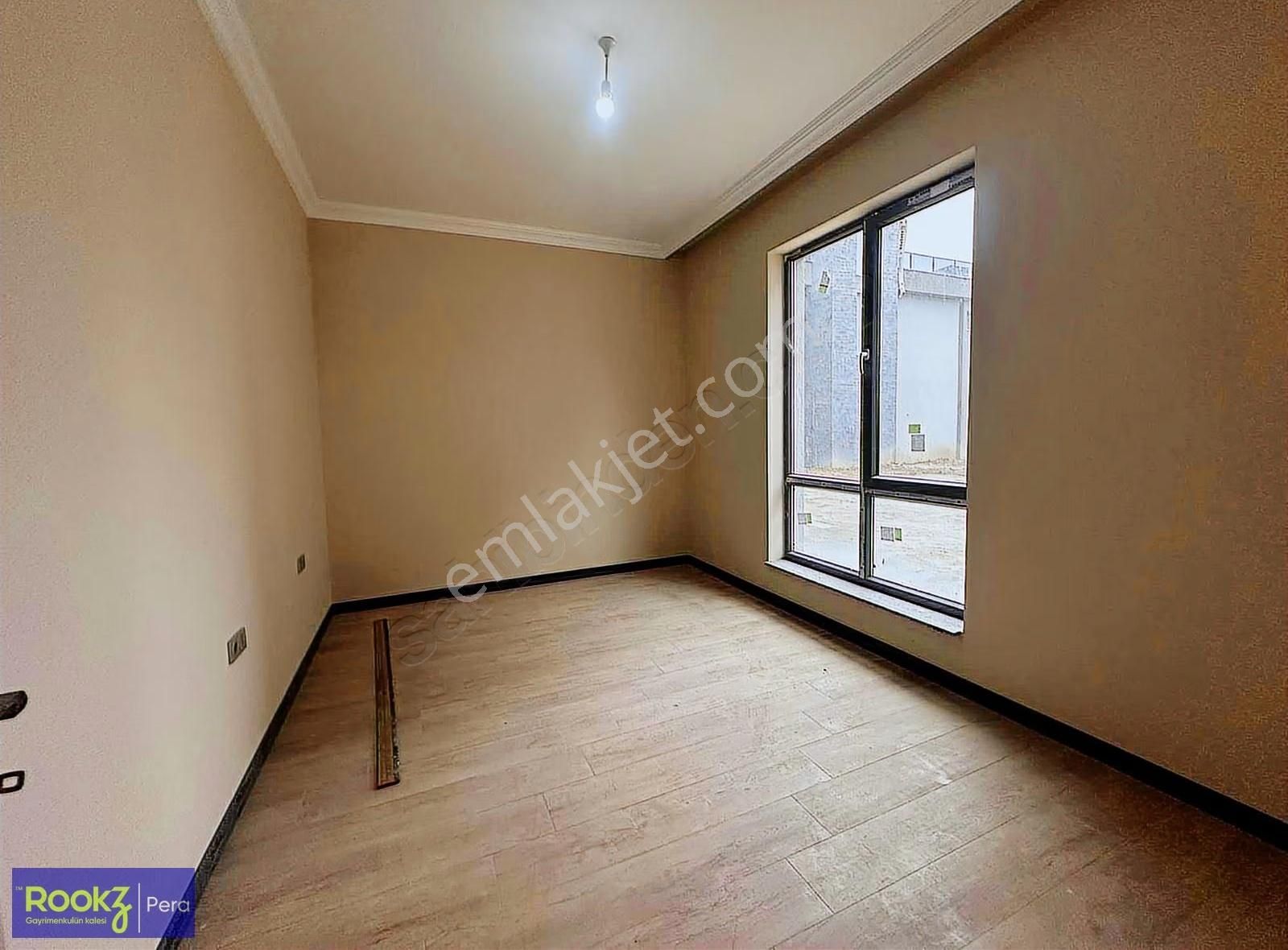 Serdivan Aralık Satılık Havuzlu Lüks Site İçi 4+1 Villa - Görsel 22
