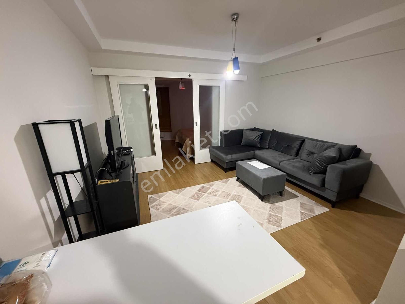 Sıfır Eşyalı Metrobüse 2 Dk Mesadede Papatya 2 Residanc Kiralık