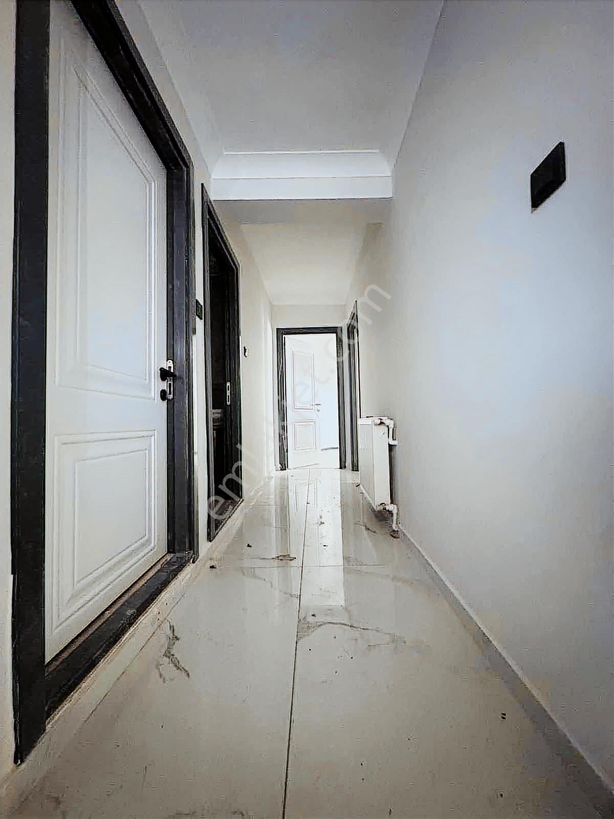 Dairenin Tek Yetkili Emlakçısından 3+1 Full+full Kaçmaz Fırsat ! - Görsel 18