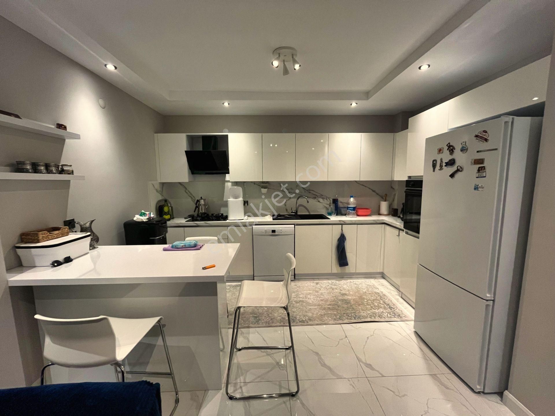 🛑🛑aktif'ten Akçay'da Fırsat !!! Nezih Muhitte Asansörlü Arakat Satılık 1+1 Daire - Görsel 2