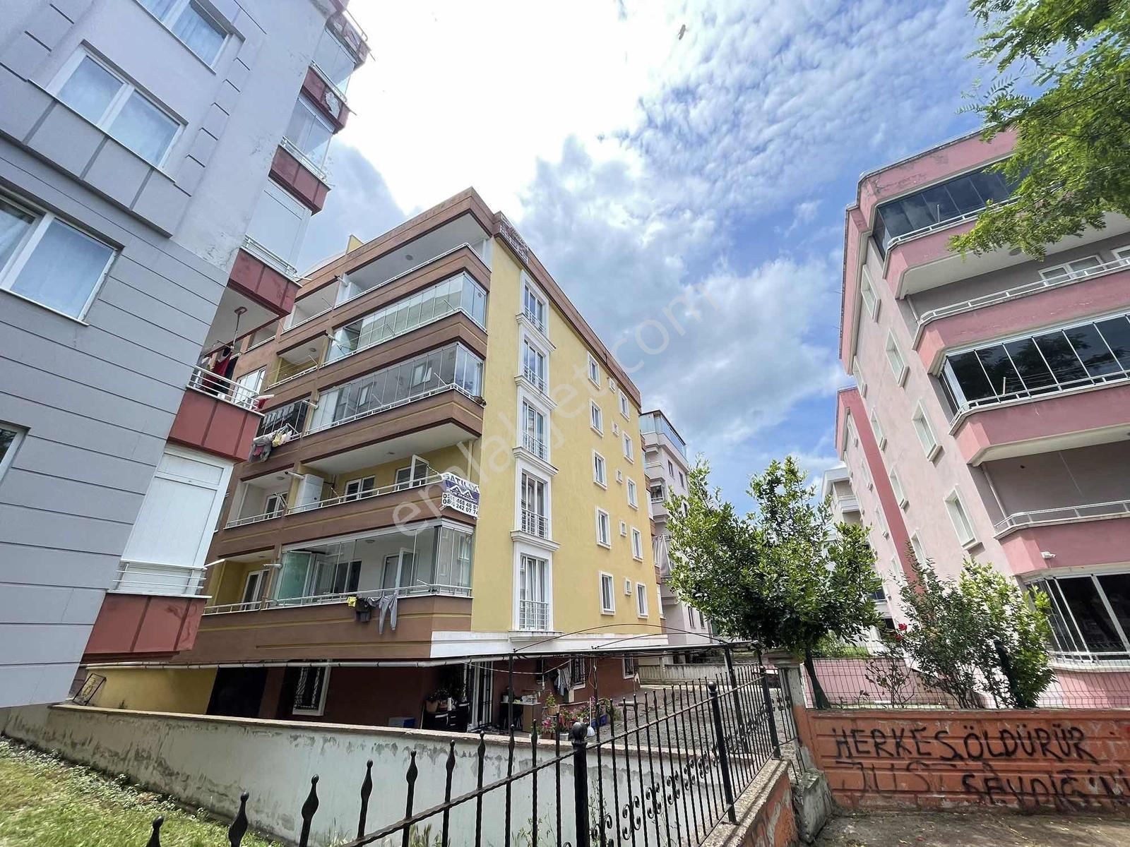 Türkişde Hz Hatice Cami Yanı Çağaloğlu Altında Satılık 3+1 Daire - Görsel 4