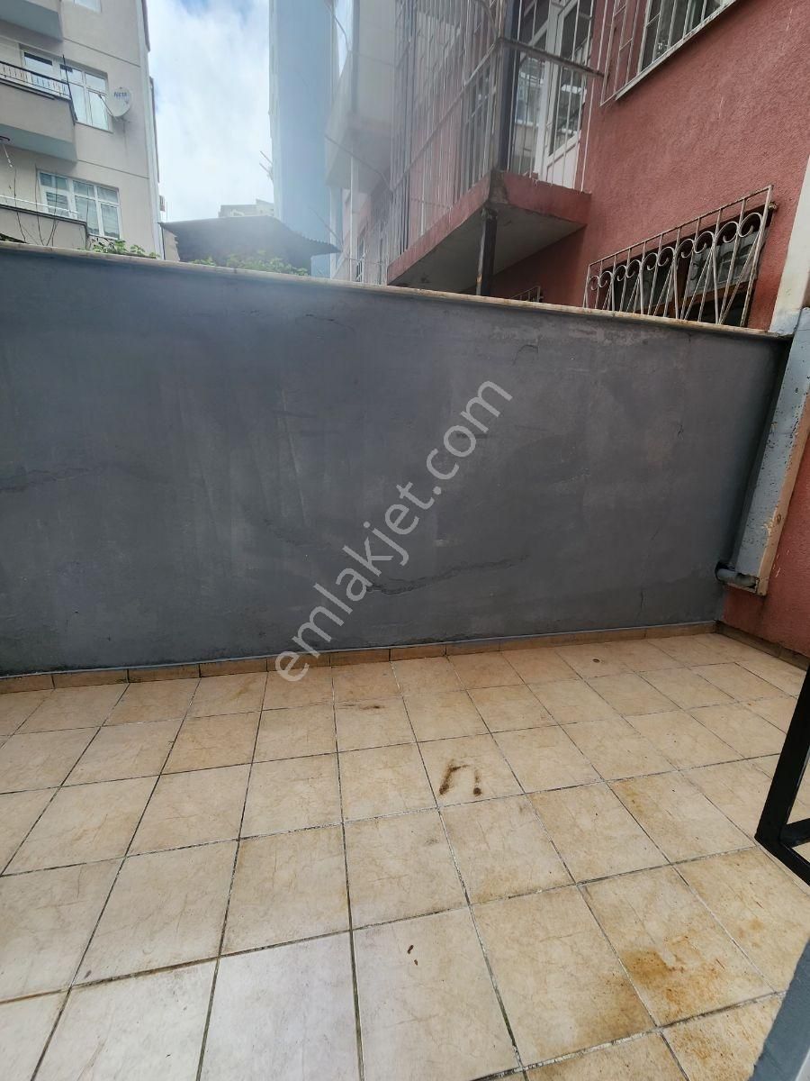 Gürbüz Camii Yani Satılık 2+1 - Görsel 9