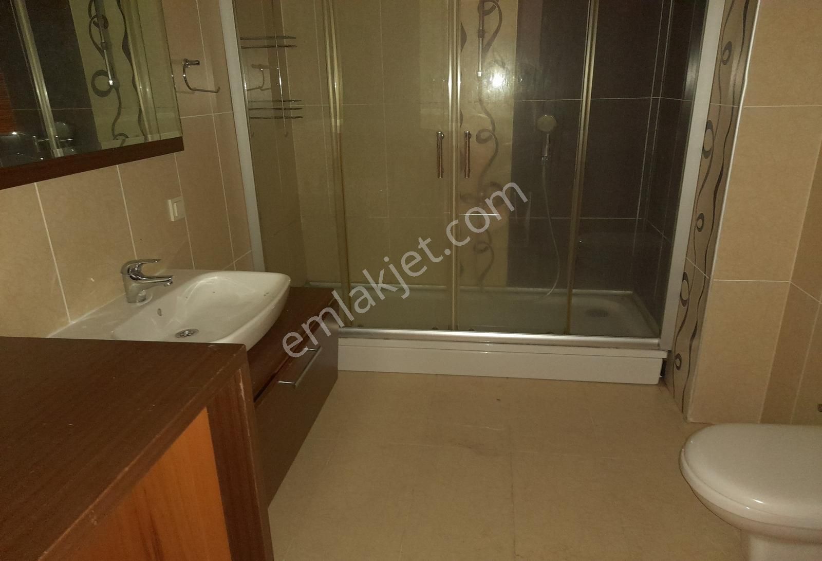 Besa Konutlarında Güvenlikli Kapalı Garajlı Ebeveyn Banyolu 4+1 - Görsel 16