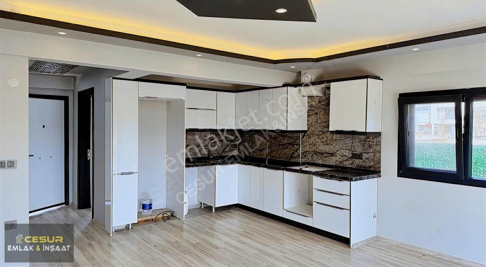 İzmir Dikili İşmetpaşa'da Satılık Özel Havuzlu 5+1 Lüks Villa - Görsel 4