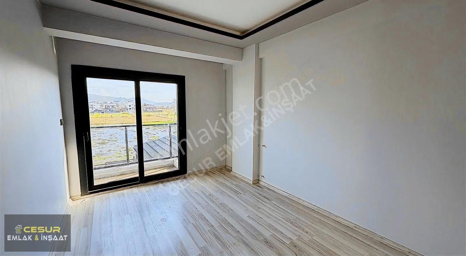 İzmir Dikili İşmetpaşa'da Satılık Özel Havuzlu 5+1 Lüks Villa - Görsel 15