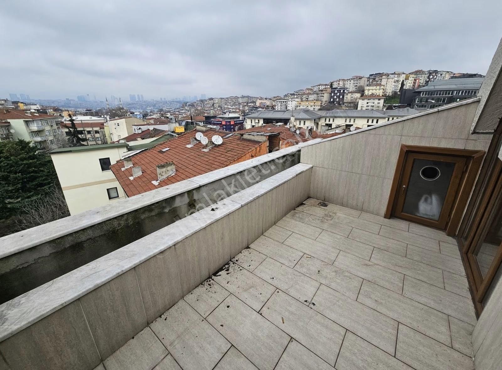 Üsküdar Merkez Metro Marmaraya 8dk Eşyalı Faturalar Dahil Apart - Görsel 13