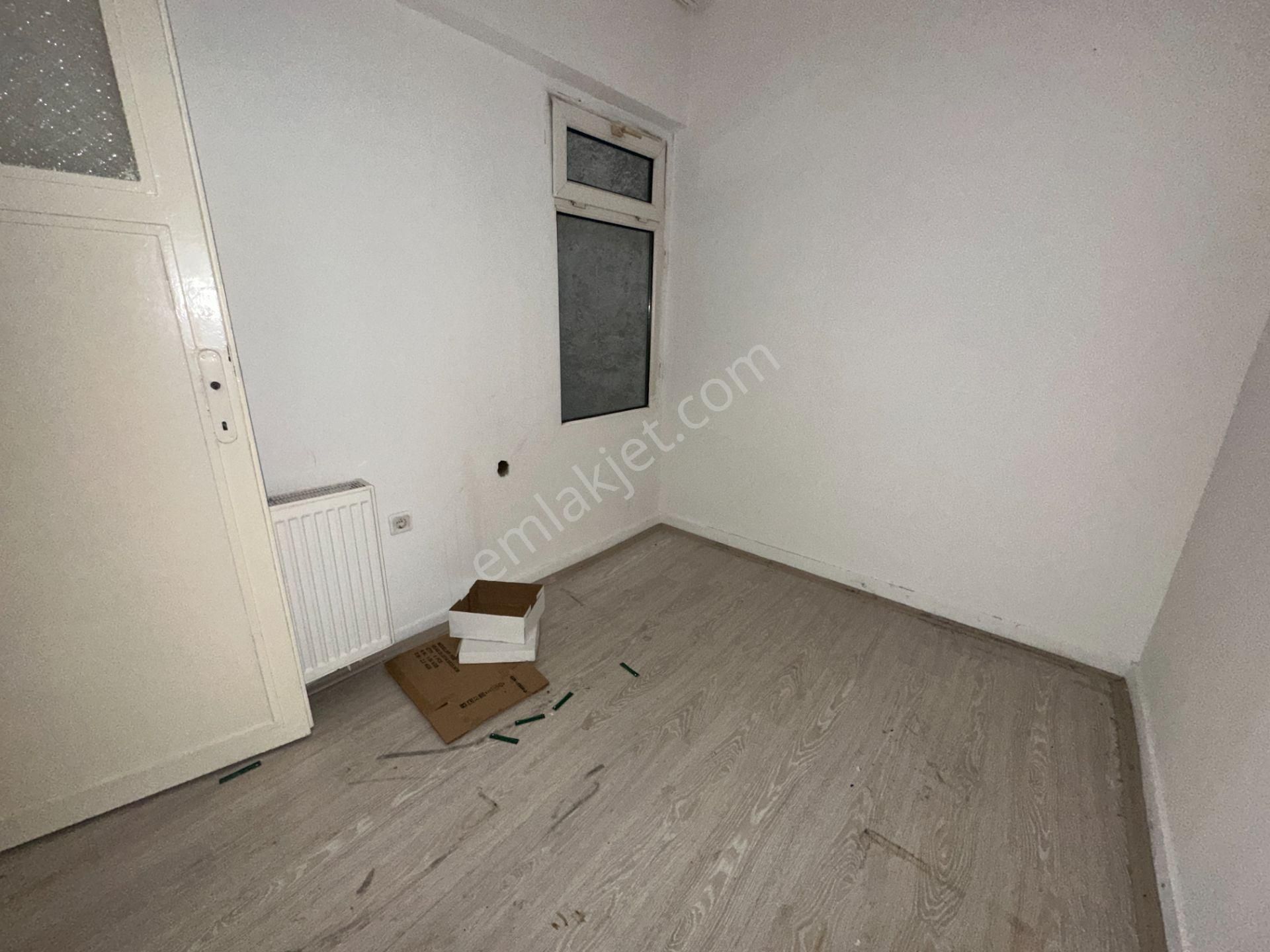 Sanatoryum Caddesi Yakını 2.kat 100m2 Ön Cephe Hastane Yakını - Görsel 30