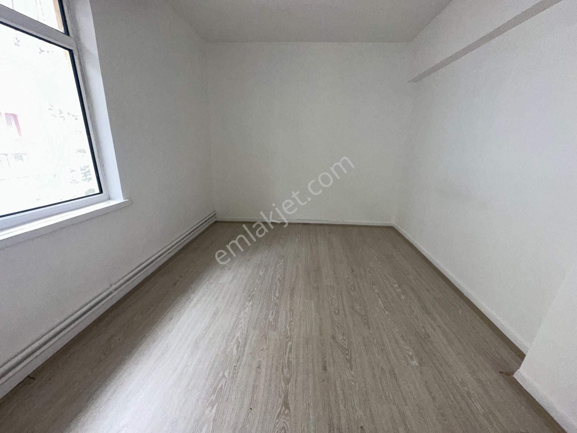 Sanatoryum Caddesi Yakını 2.kat 100m2 Ön Cephe Hastane Yakını - Görsel 16