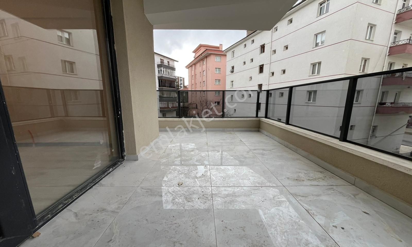 Keçiörende Cadde Ye 1 Sokak 135 M2 Sıfır 3+1 Asansörlü Daire - Görsel 23