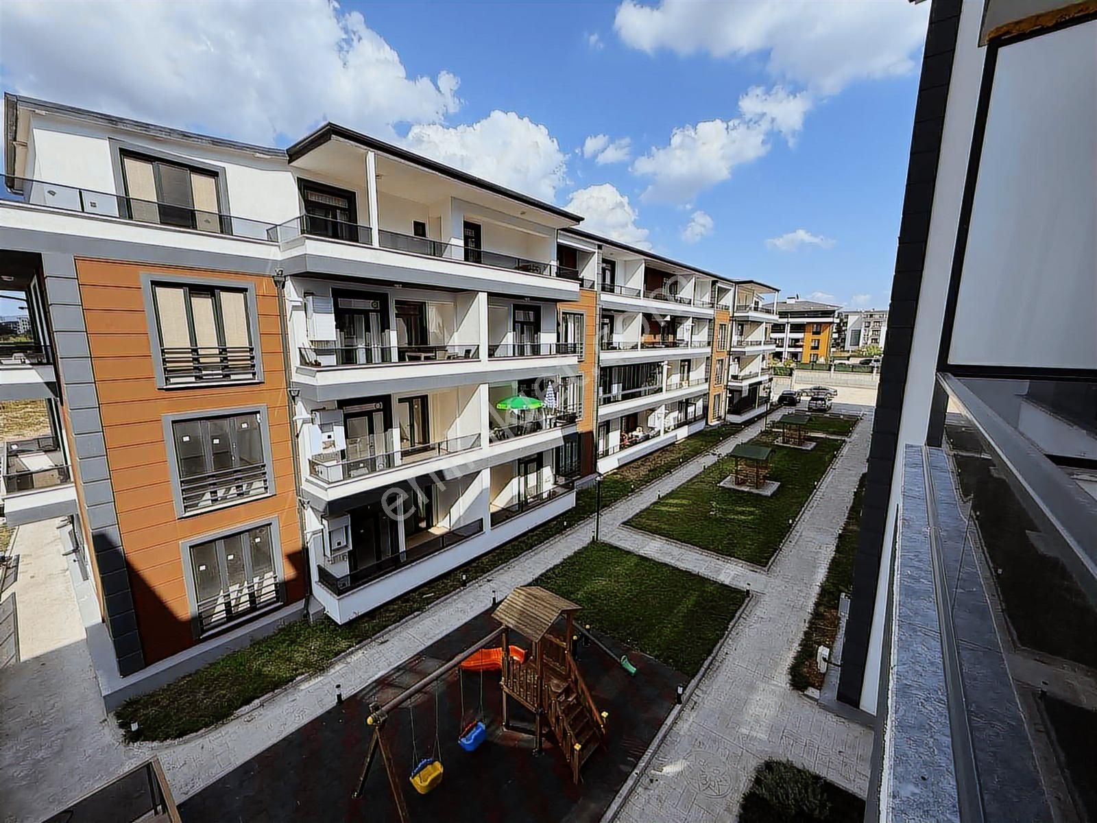 Kartepe Prestij 3 Sitesinde Satılık Düz Daire - Görsel 28