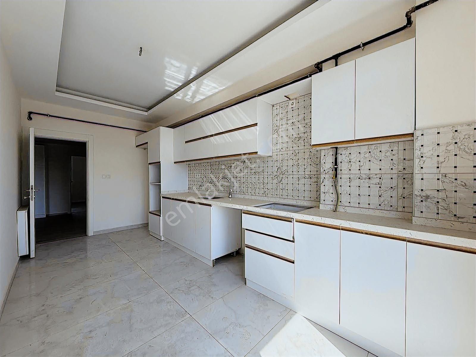 Kartepe Prestij 3 Sitesinde Satılık Düz Daire - Görsel 11