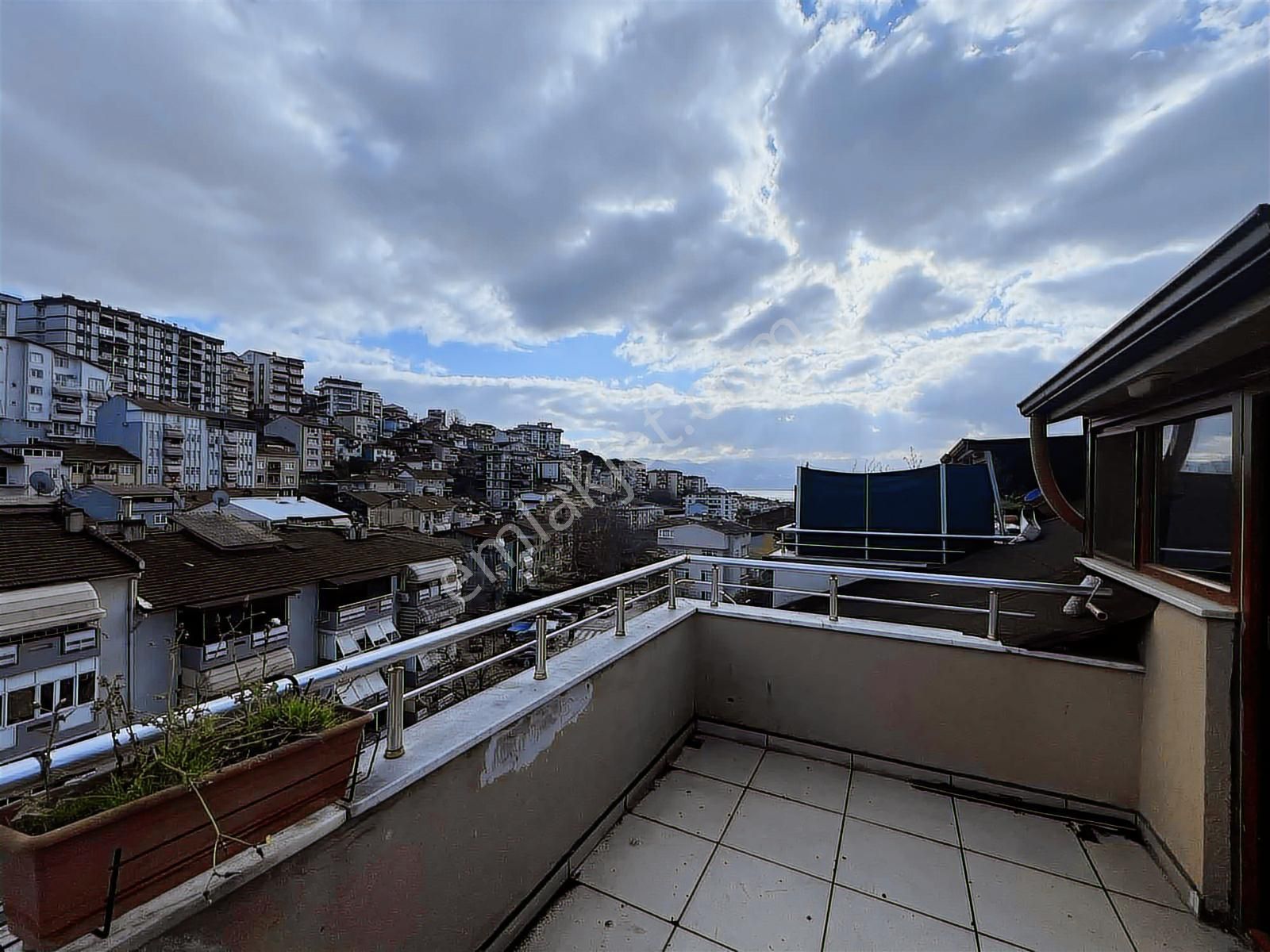 İzmit Merkezde 30.000 Kiracılı Fırsat 4+1 Dubleks - Görsel 3