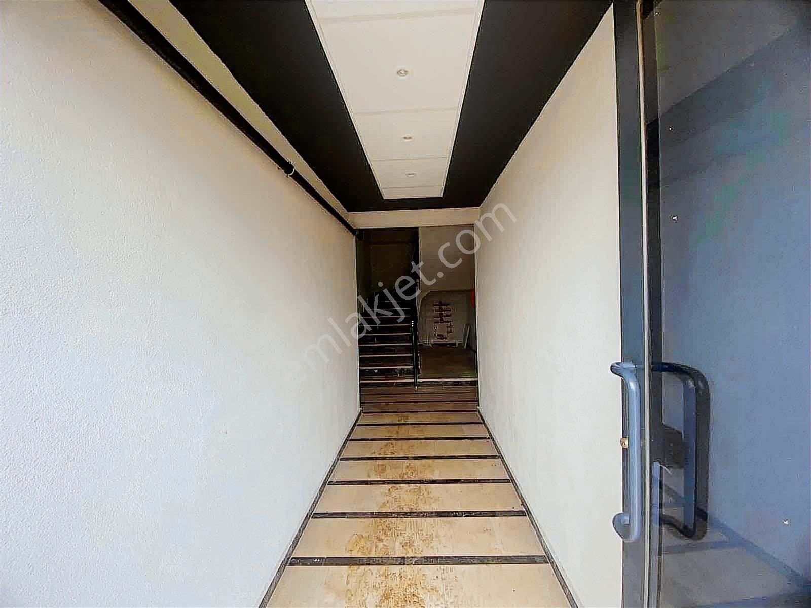 Kartepe Fsm'de Bahçe Kullanımına Açık 2+1 - Görsel 4