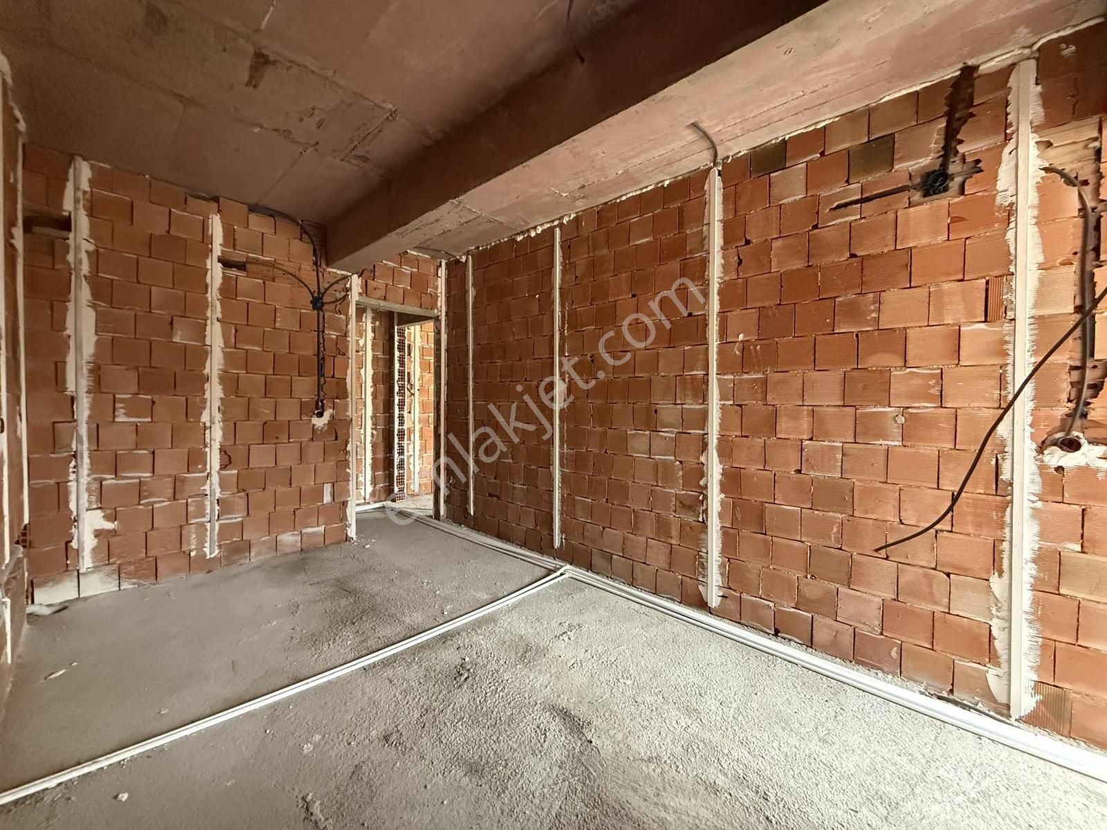 Fatih Sultan Mehmet Mahallesinde Merkezi Konumda Satılık Daire - Görsel 10