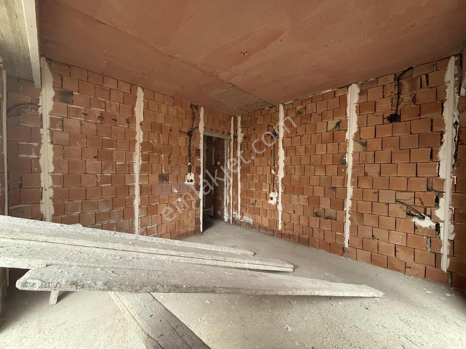 Fatih Sultan Mehmet Mahallesinde Merkezi Konumda Satılık Daire - Görsel 6