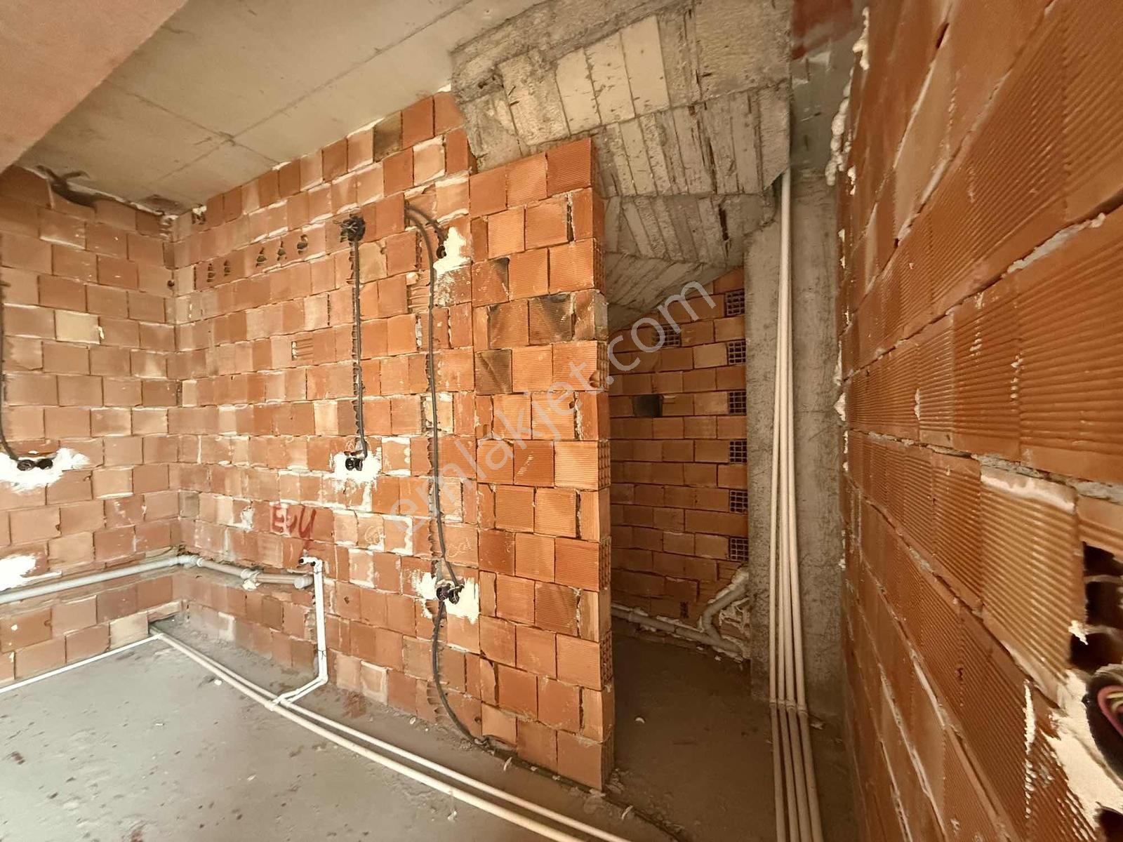 Fatih Sultan Mehmet Mahallesinde 2+1 Satılık Daire - Görsel 11