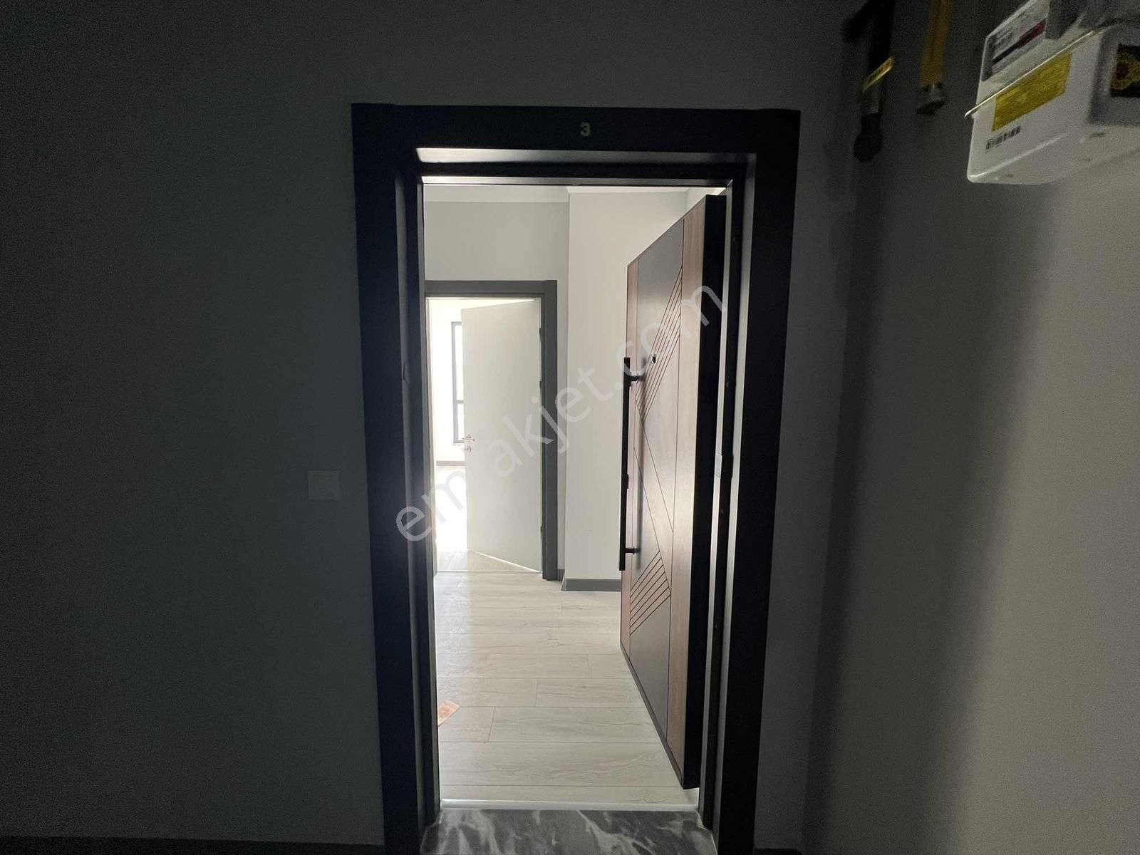 Kartepe Ertuğrul Mh Cadde Üzerinde Satılık 2+1 Daire - Görsel 13