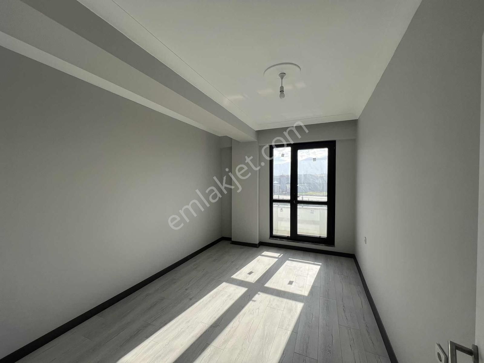 Kartepe Ertuğrul Mh Cadde Üzerinde Satılık 2+1 Daire - Görsel 7