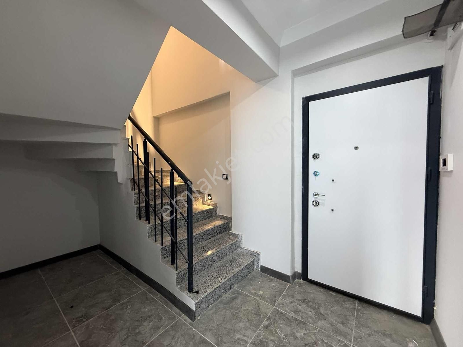 Kartepe Ertuğrulgazi Mahallesi 4+1 Yerden Isıtmalı Daire - Görsel 24