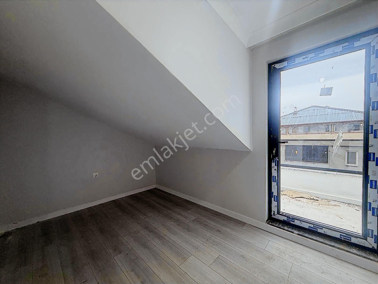 Ataevlerde Merkezi Konumda 2+1 Daire - Görsel 12