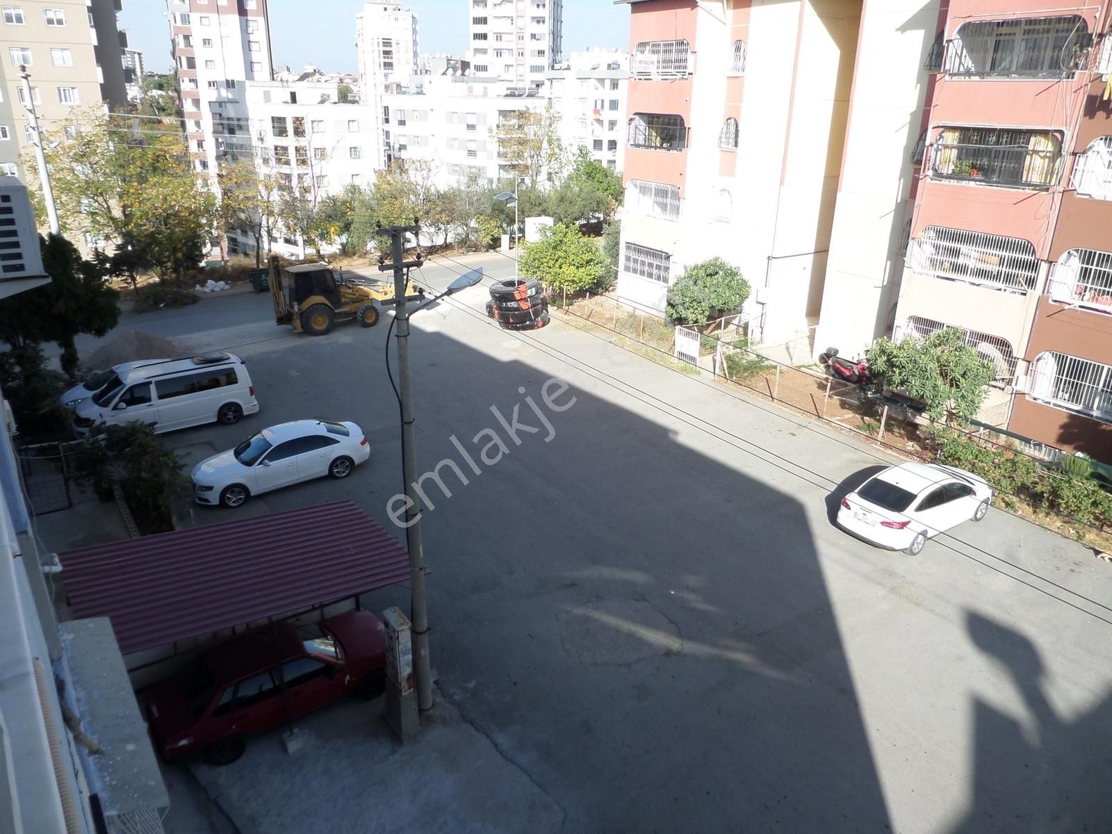 100.yılda,diş Has. Civ.,çatılı,4.kat,3+1,parkeli Satılık Daire - Görsel 13