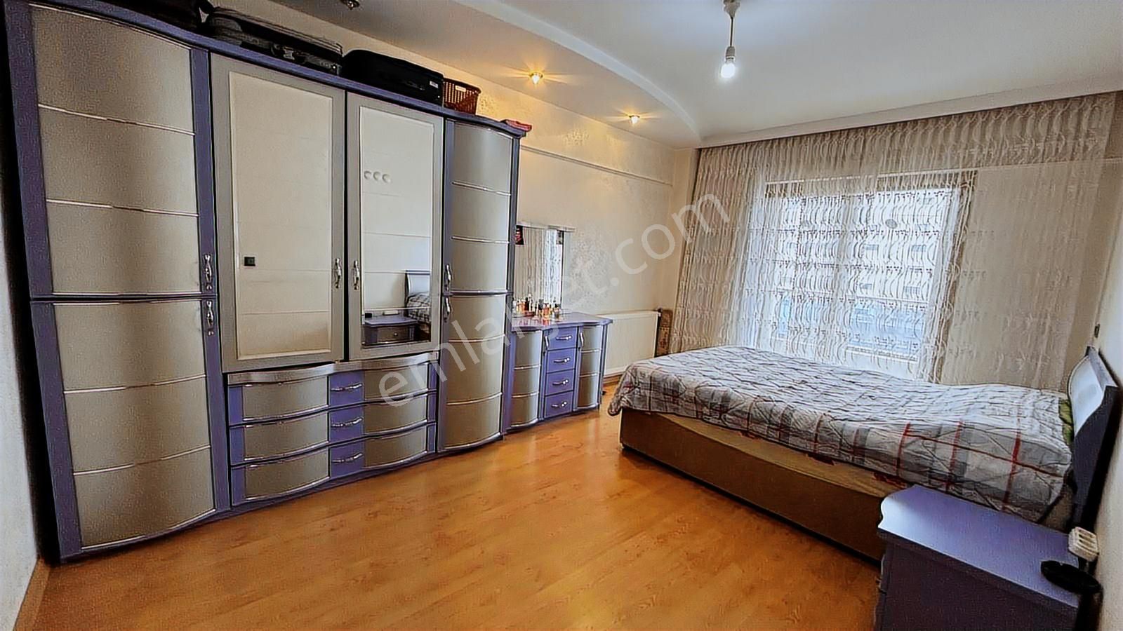 İzmir Küçük Çiğli Mah. Cadde Üzerinde 3+1 Satılık Daire Cb Ph - Görsel 23